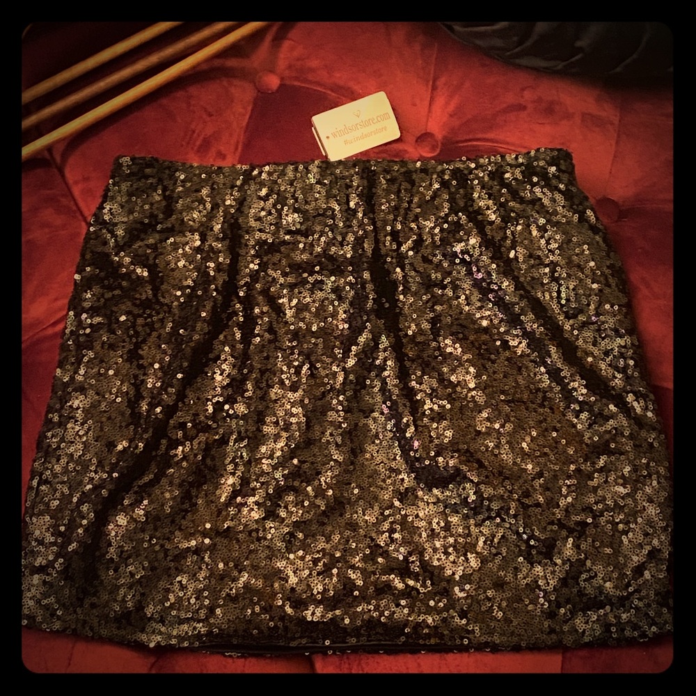 🖤BLACK SEQUIN SKIRT🖤